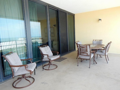 717 Holiday Isle image 3