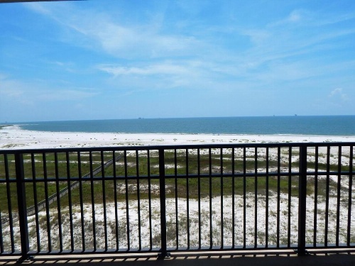 717 Holiday Isle image 6